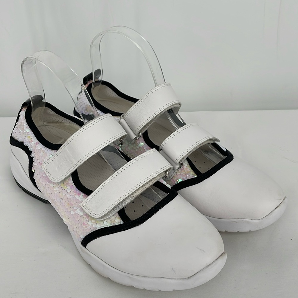 Geox Motocross Sneakers size 10 EUC white and Black with Sequins, Hook & Loop